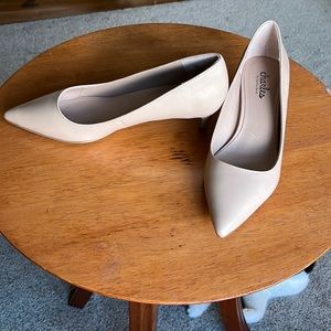 NWT Charles by Charles David Leather Heels